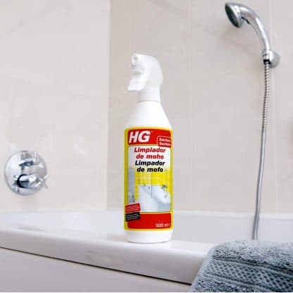 Spray anti mohos para limpiar baños y lugares húmedos